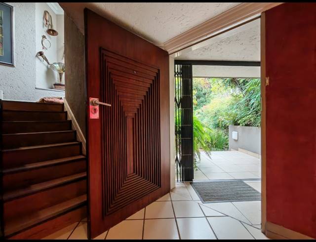 3 BEDROOM TOWNHOUSE FOR SALE IN THREE RIVERS